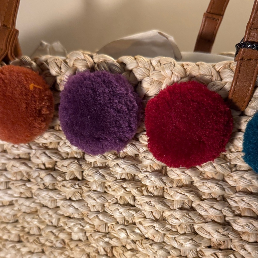 Woven Straw Tote Bag with Colorful Pom Poms NWT - Picture 4 of 6